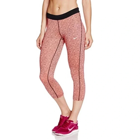 Nike Dri-Fit Printed Relay Crop Leggings - Picture 1 of 7